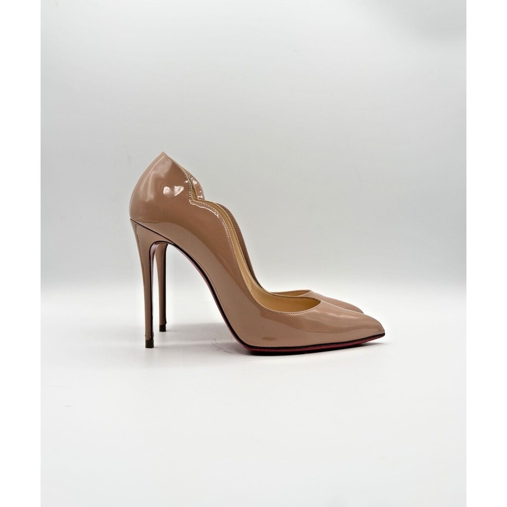 Christian Louboutin Hot Chick 100 Nude Patent Leather Stiletto Heels Size EU 37